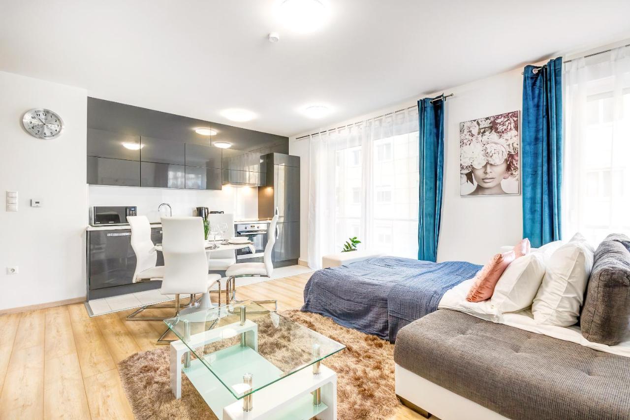 Modern With Free Garage And Balcony In The Downtown * Budapešť