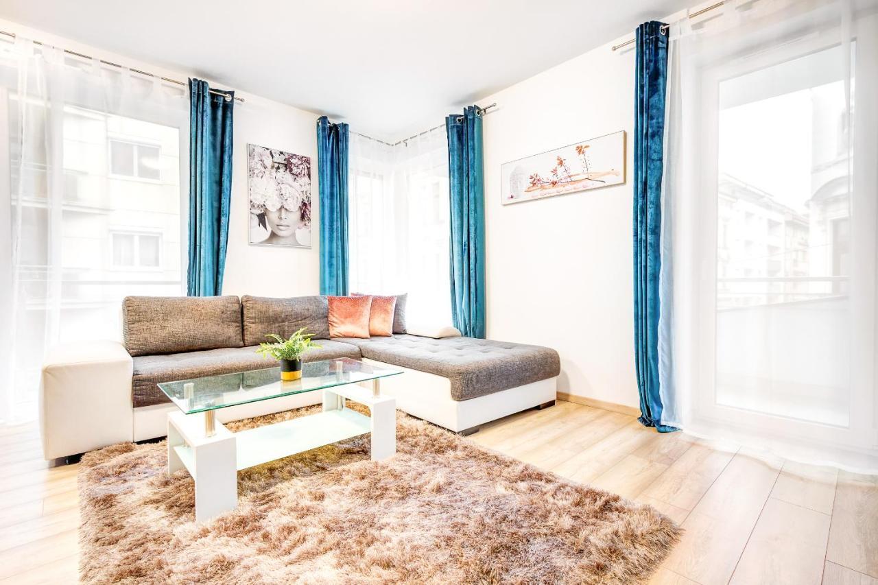 Modern With Free Garage And Balcony In The Downtown Budapešť