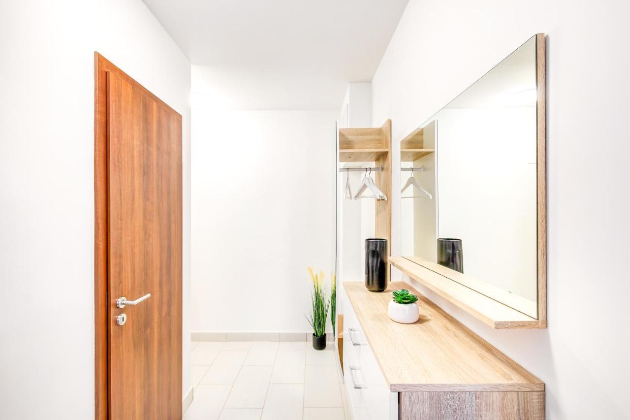Modern With Free Garage And Balcony In The Downtown Budapešť